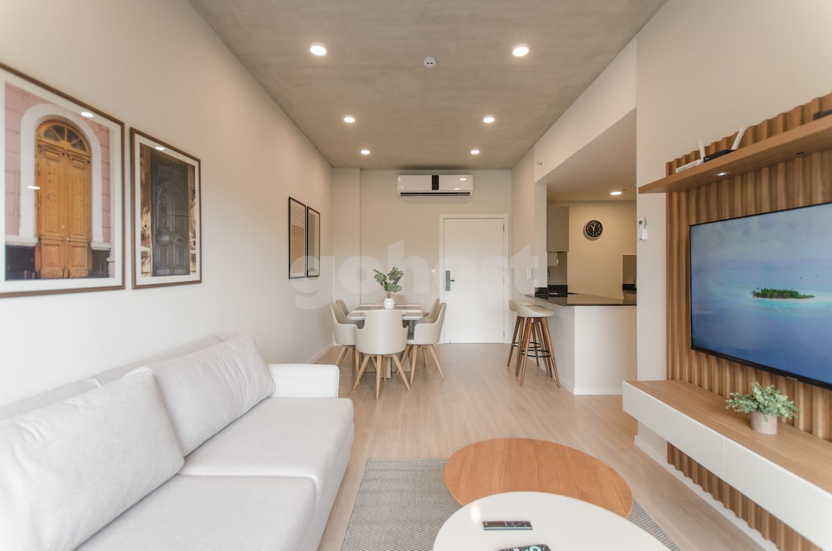 Modern 2 bedroom apartment near Paseo La Galeria