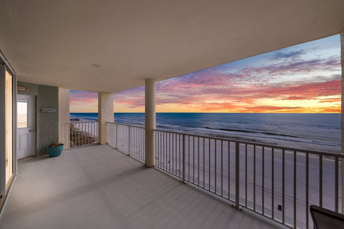 "Blue Waters 803" Sleeps 8-Gulf Views