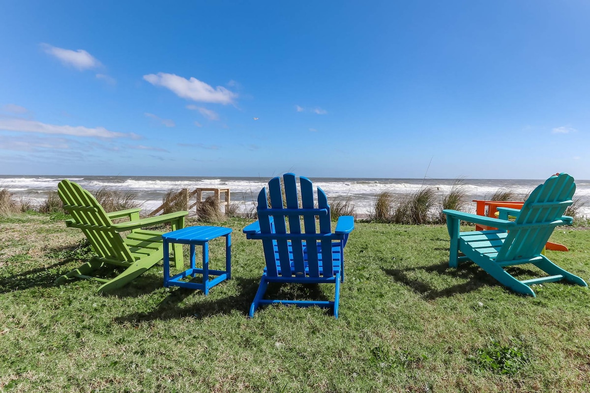 Unforgettable Oceanfront Home|Views & Beach Abound