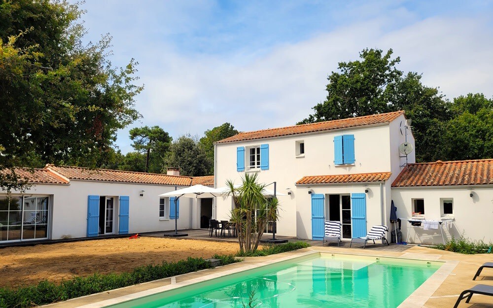 Villa Le Cyprès 170 m with heated swimming pool