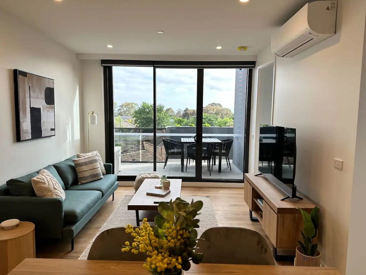 Samma | Modern 2-BR King Bed Haven in Ivanhoe