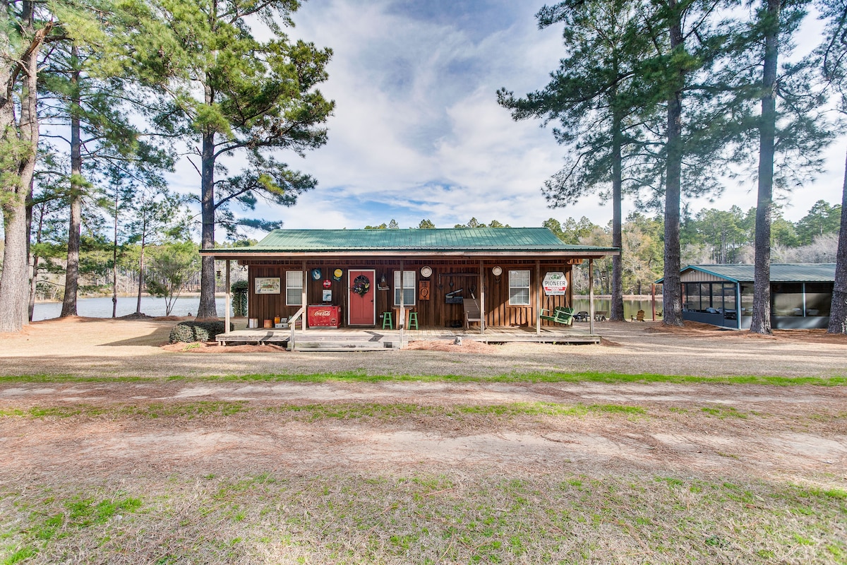 Georgia Lakefront Cabin w/ Fire Pit + Grills!