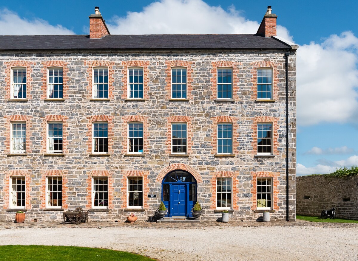 8 bedroomed house steeped in history