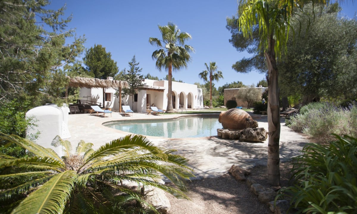 9 Bdr Villas, 2 pools - Ibiza Serenity