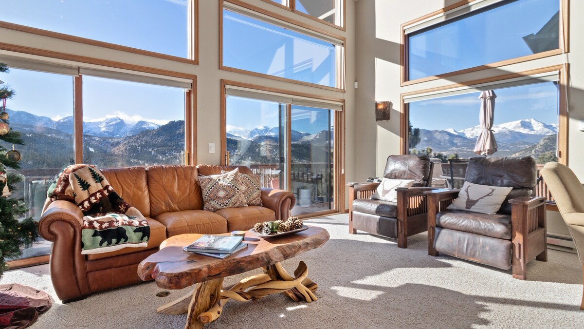 Skyview Luxury Vacation Rental by Windcliff Homes