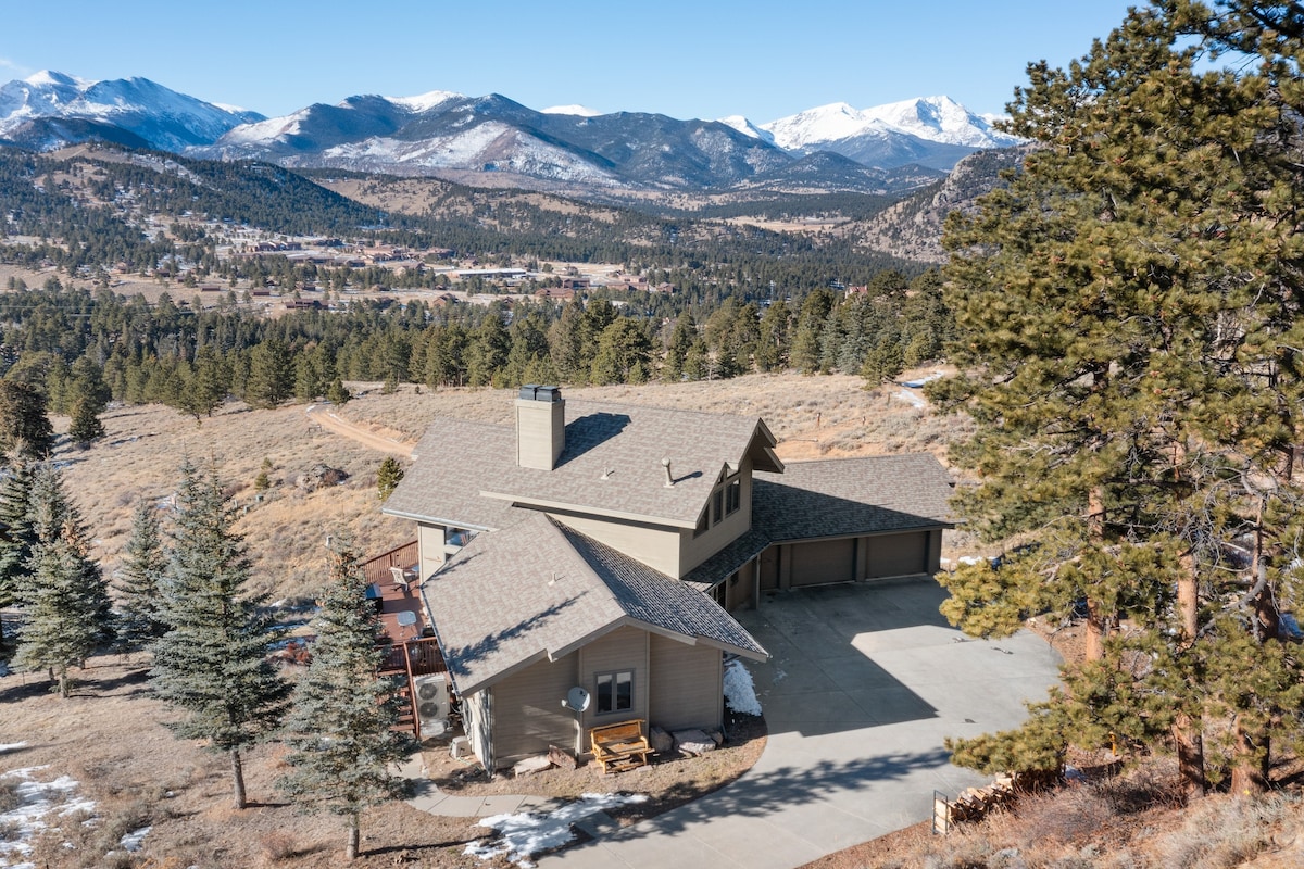 Skyview Luxury Vacation Rental by Windcliff Homes