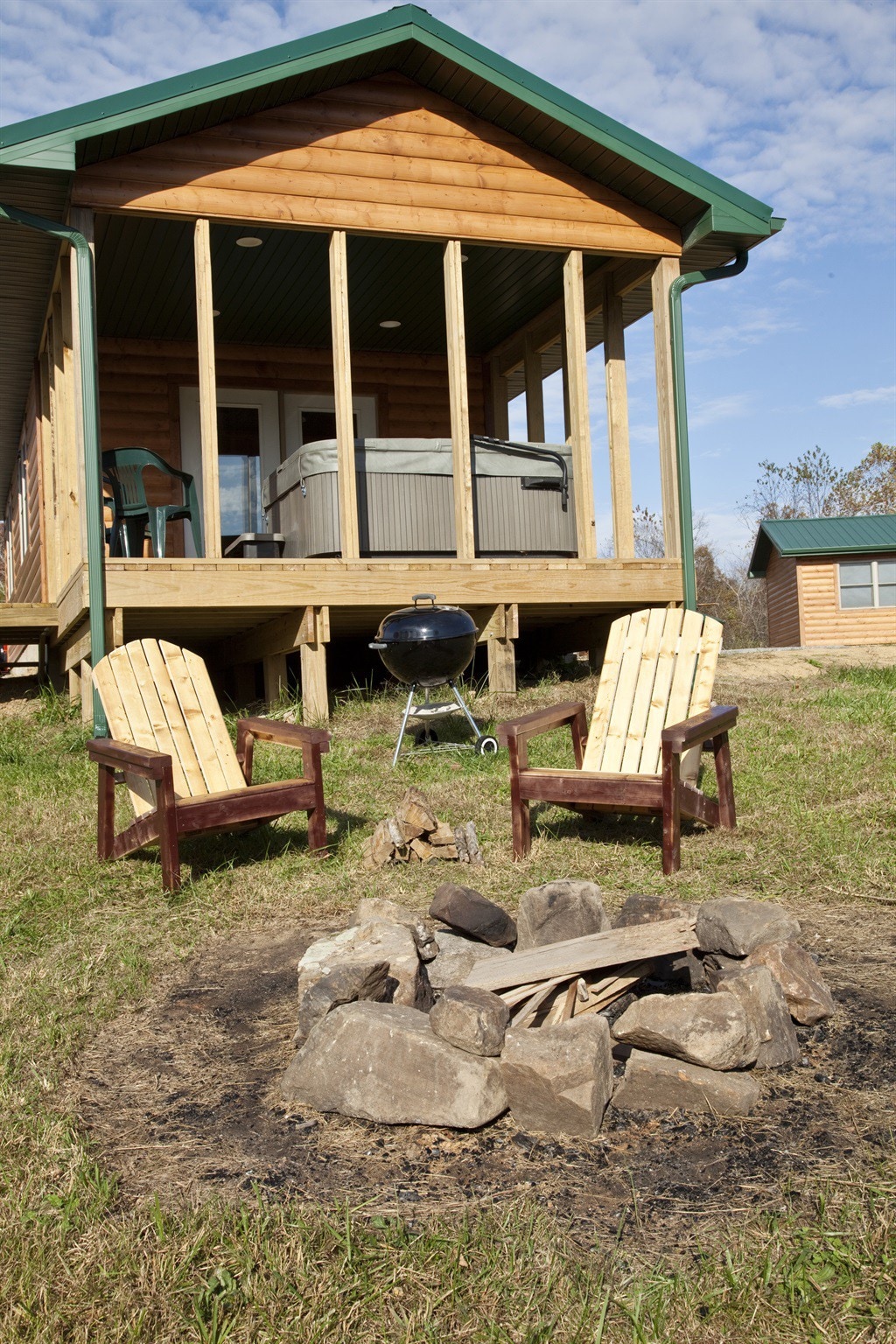 1 BR Hot Tub Cabin-Closest to Garden of the Gods