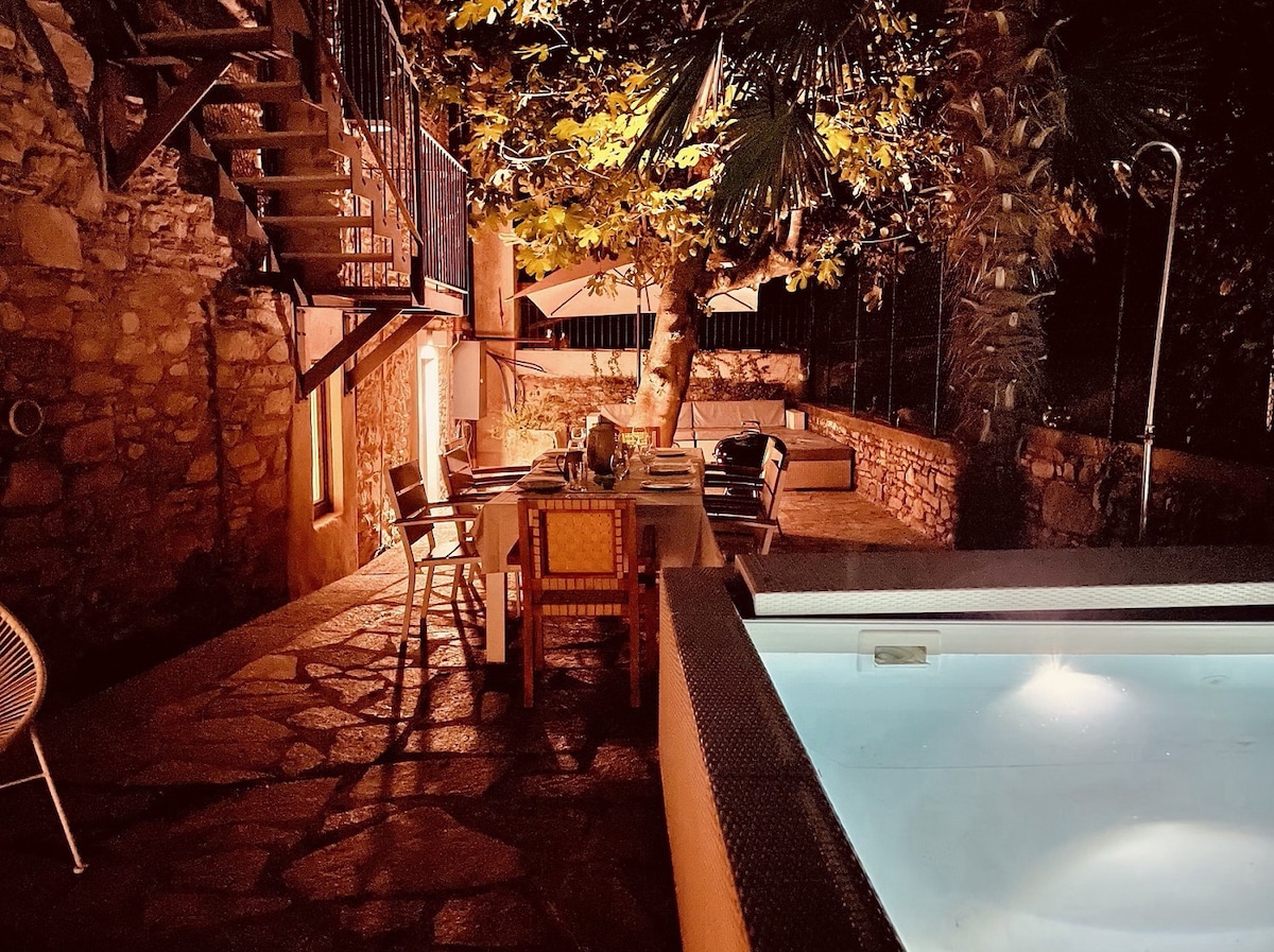 Boutique Stone House Vedasco with pool