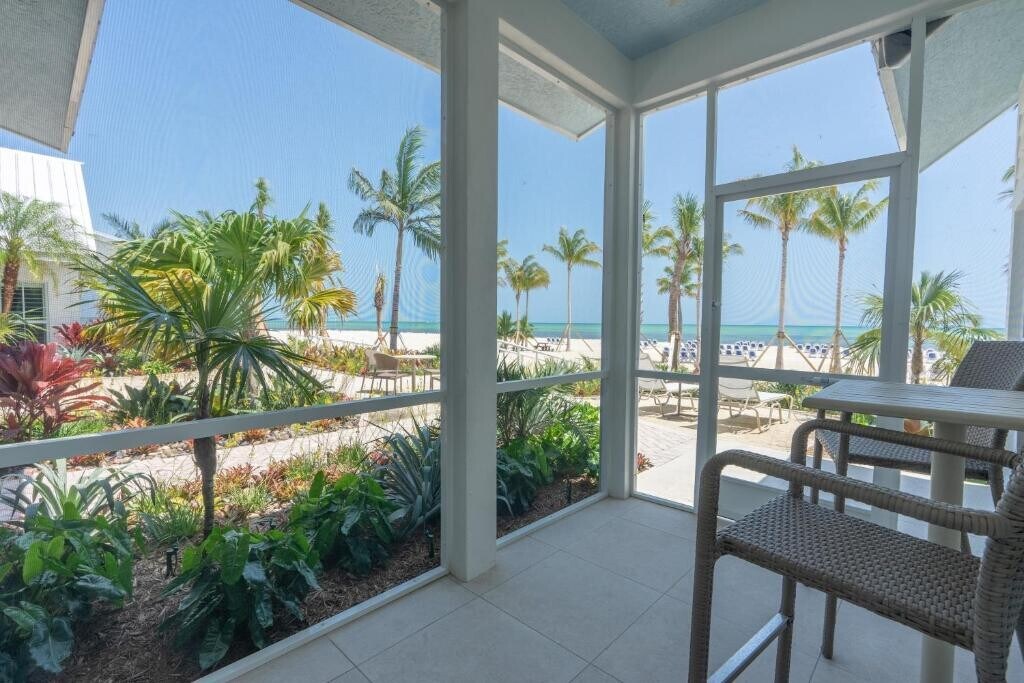Oceanfront Property w/ Outdoor Pools, Pets Allowed