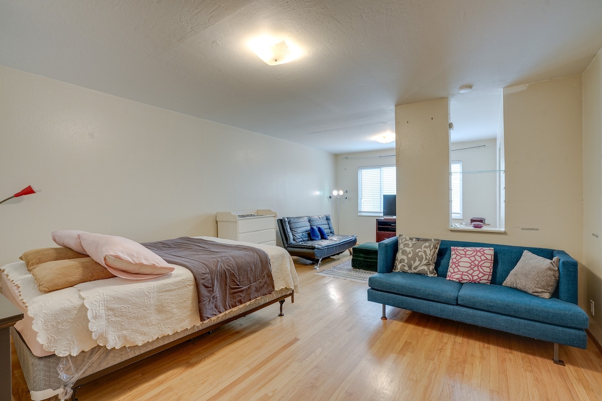 Cozy Oakland Studio Rental, 13 Mi to San Francisco