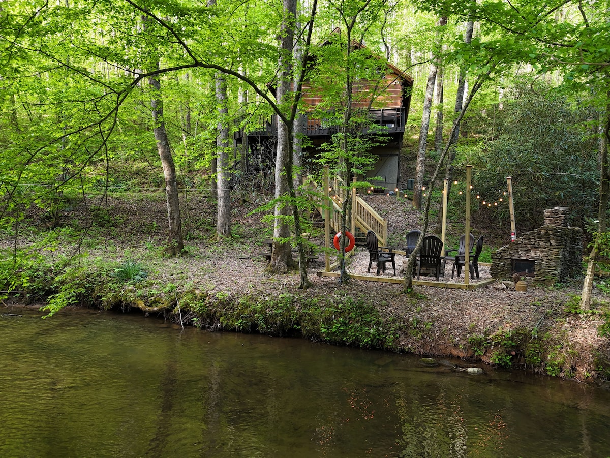 Copper Cabin - Blue Ridge, creek, pets, fire pit