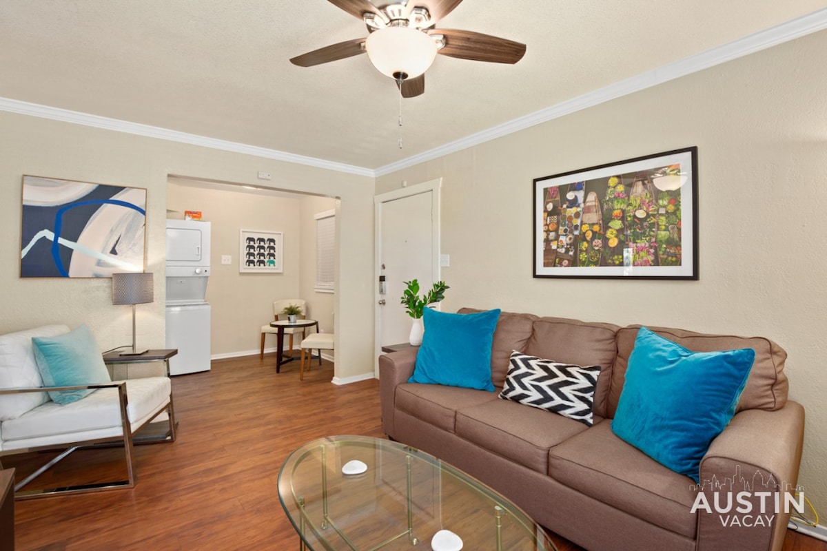 Comfort Meets Culture in the Heart of Austin | 2BD