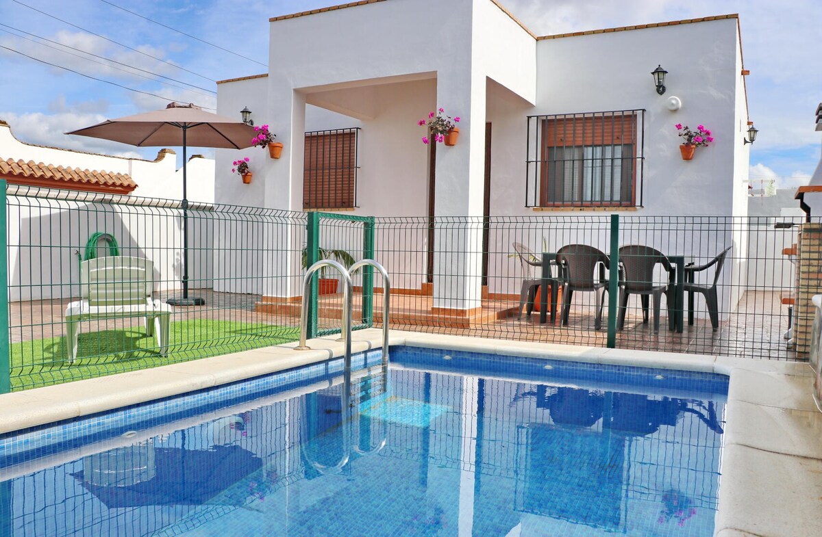 Fabulous holiday home with a private pool, on the