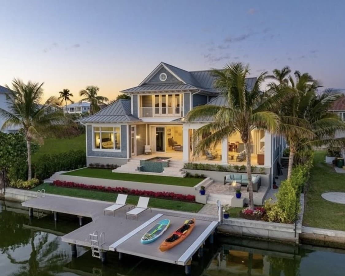 Luxury Bayfront Retreat with Private Beach Access