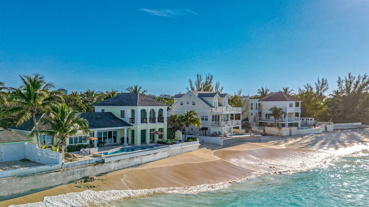 Bahamian Beachfront Villa w Pool