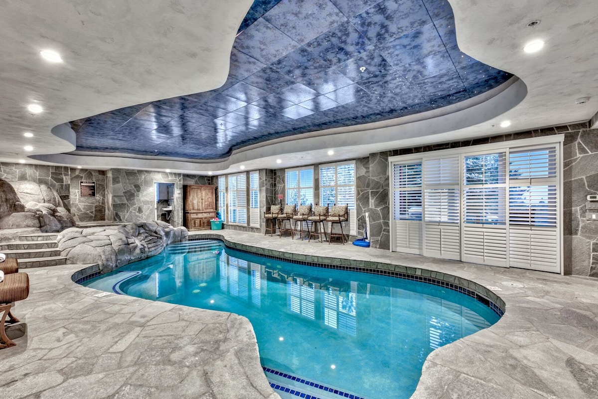 Luxe7 Bear Claw Estate Lakeview W Pool