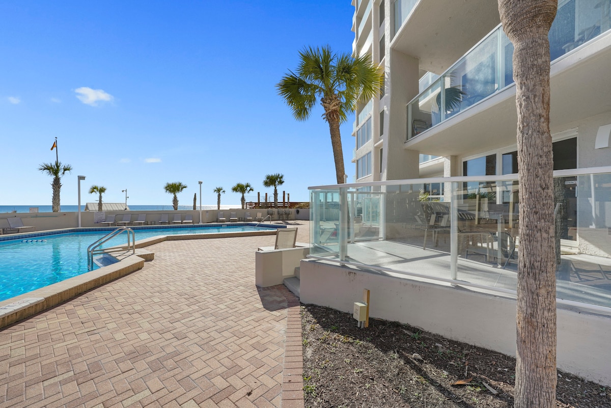 New Listing Beachfront and Poolside1st floor Condo