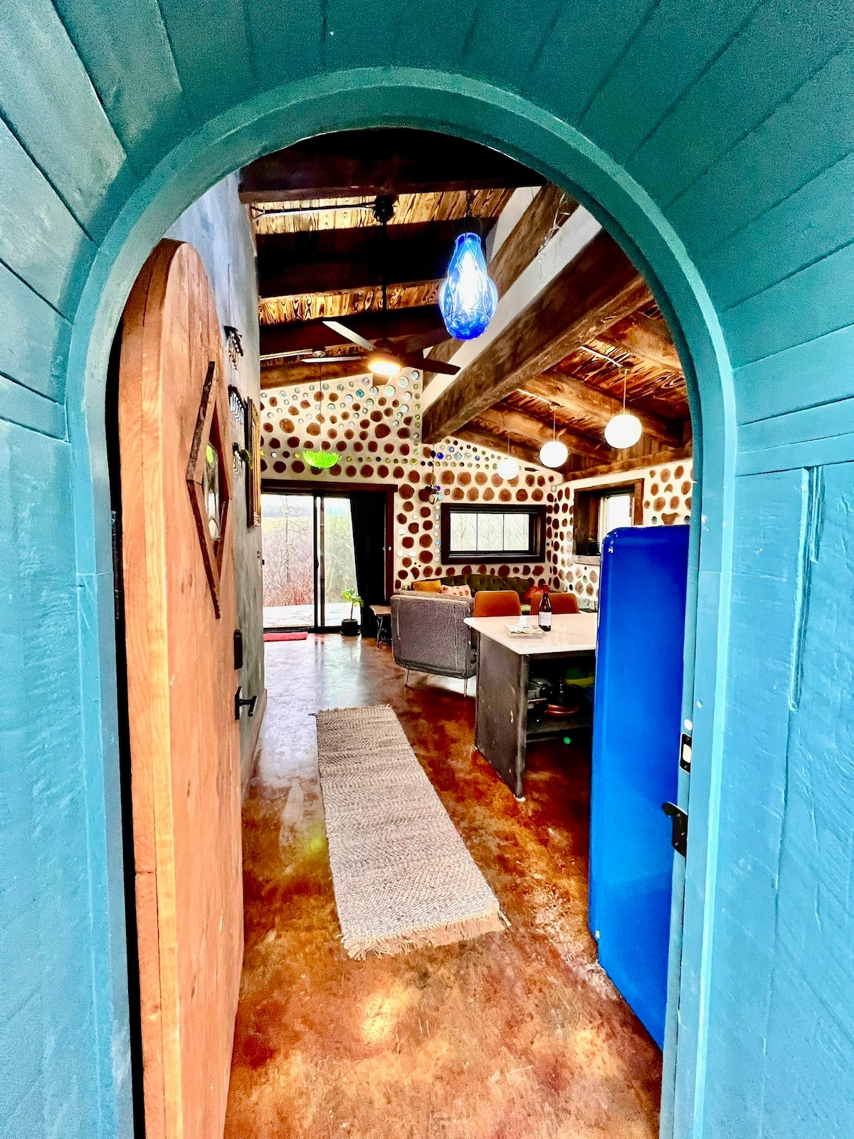 Instragram Star! - Delightful Artist Cabin