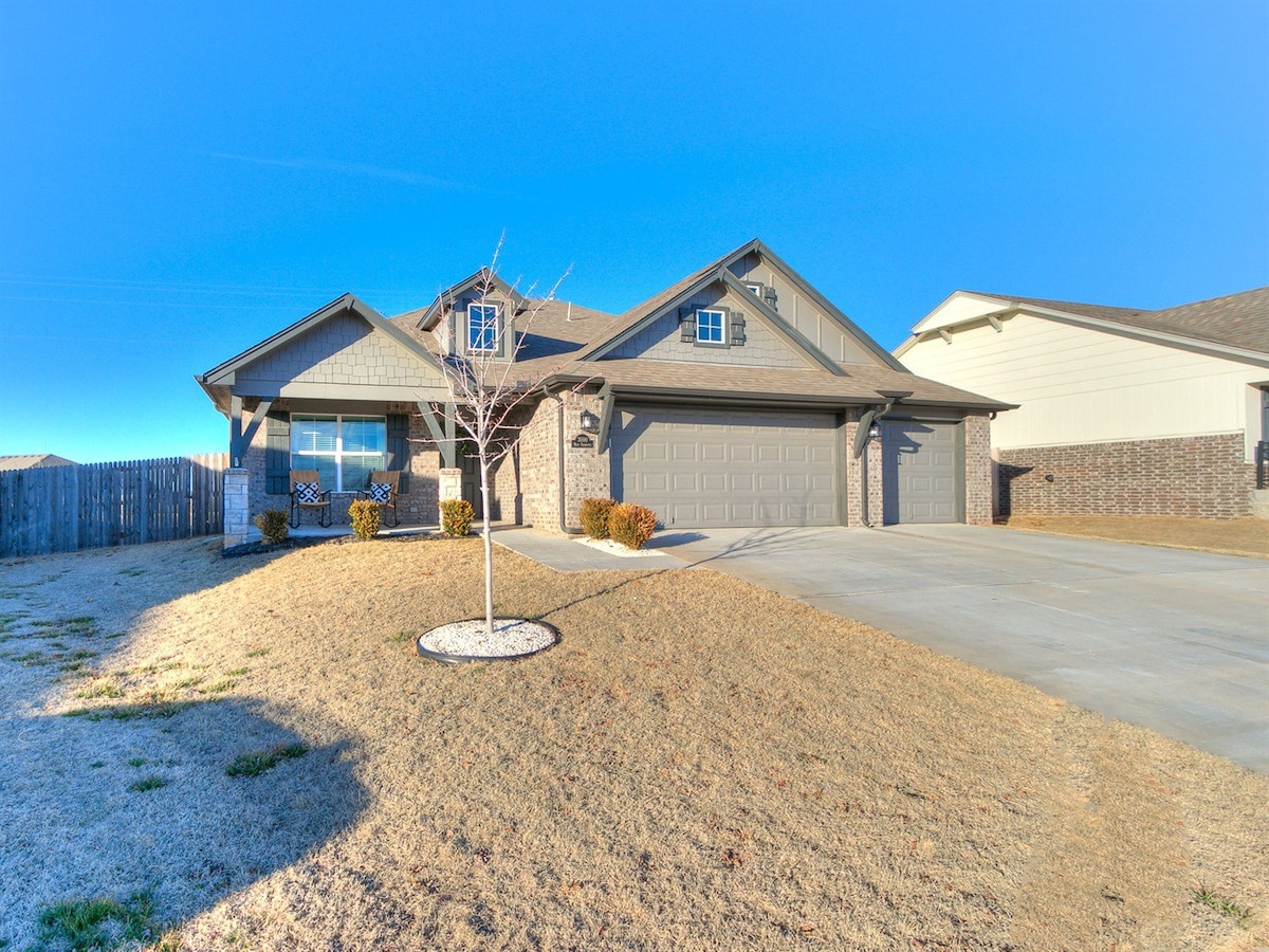 Stunning home in great neighborhood