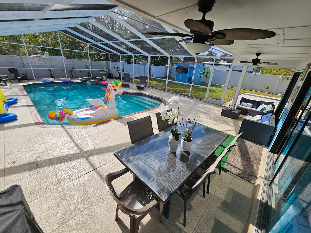 New! Heated Pool+HotTub + 13 min to AMI+ 4BR/20ppl