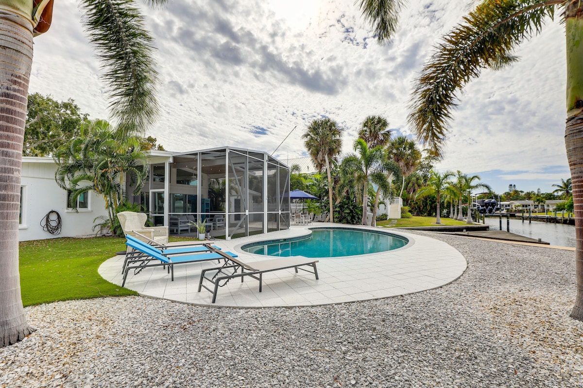 Modern Siesta Key Getaway w/ Private Pool!