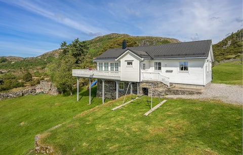 Awesome home in ånneland with WiFi