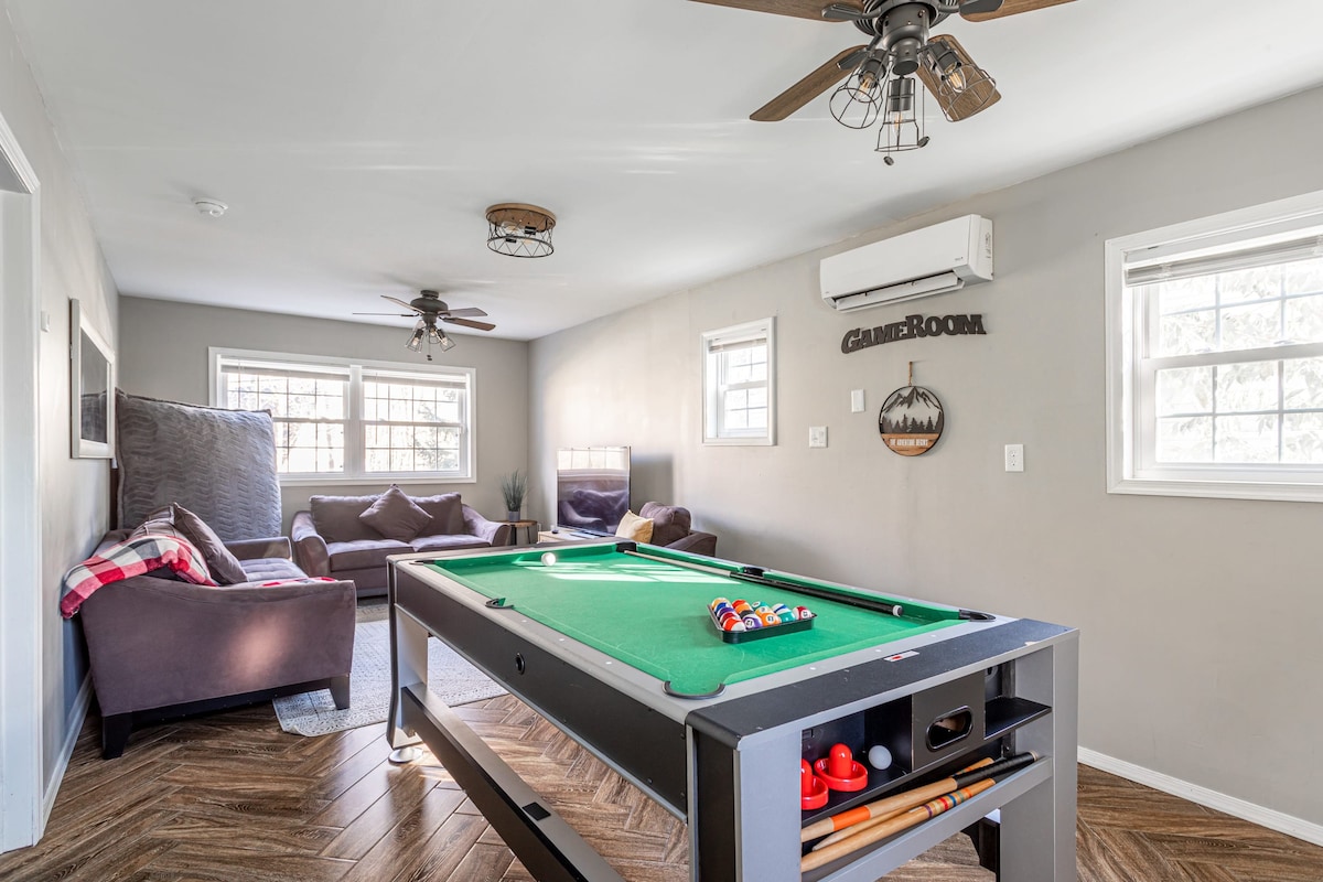 Free Cleaning | Hot Tub | Pool Table | Fire Pit