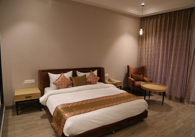 Premium Room with all meal plan at Uttarakhand