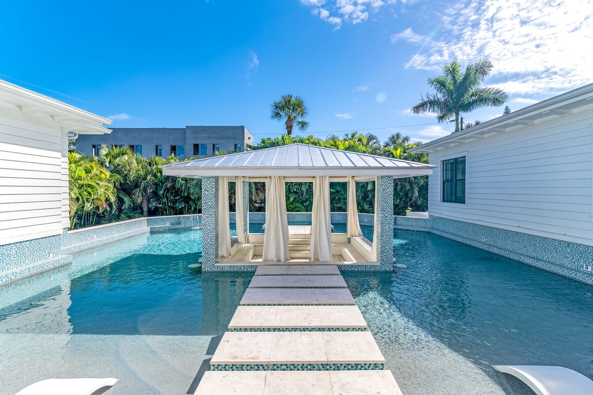 Dream Island | Luxury Home w/ Private Heated Pool