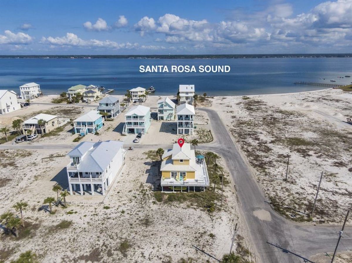 Water views of Gulf, Sound just steps to the beach