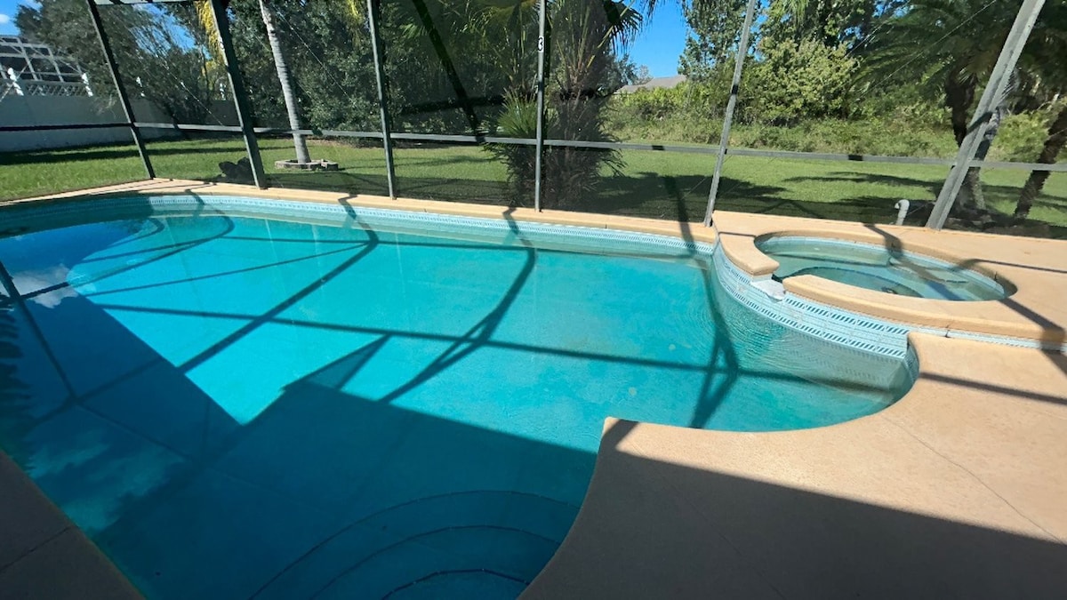 Harmony Retreat Oasis- Enjoy a Private Pool!