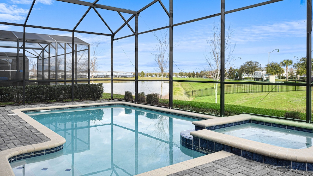 NEW Lakeview Luxury Home Pool/SPA/Game Near Disney