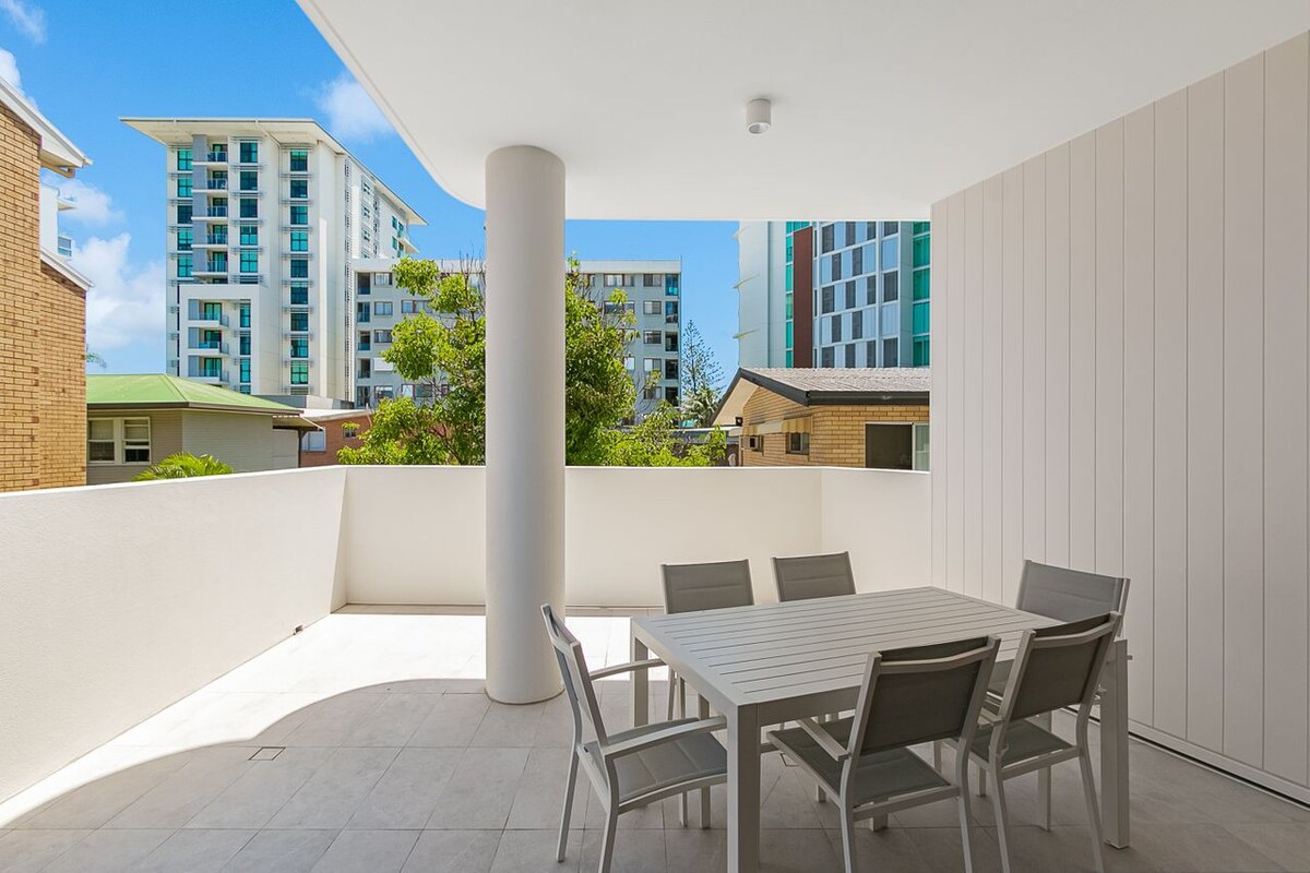 Kirra Beach Luca Apartments Unit 103