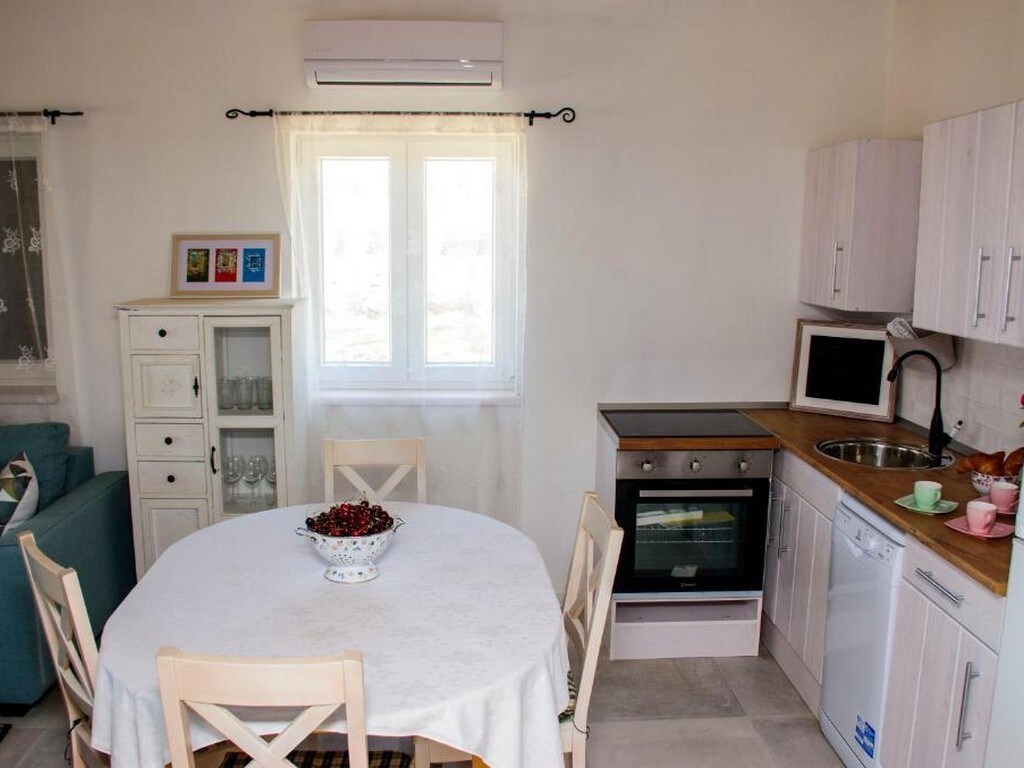 A-22306-c Two bedroom apartment with terrace and