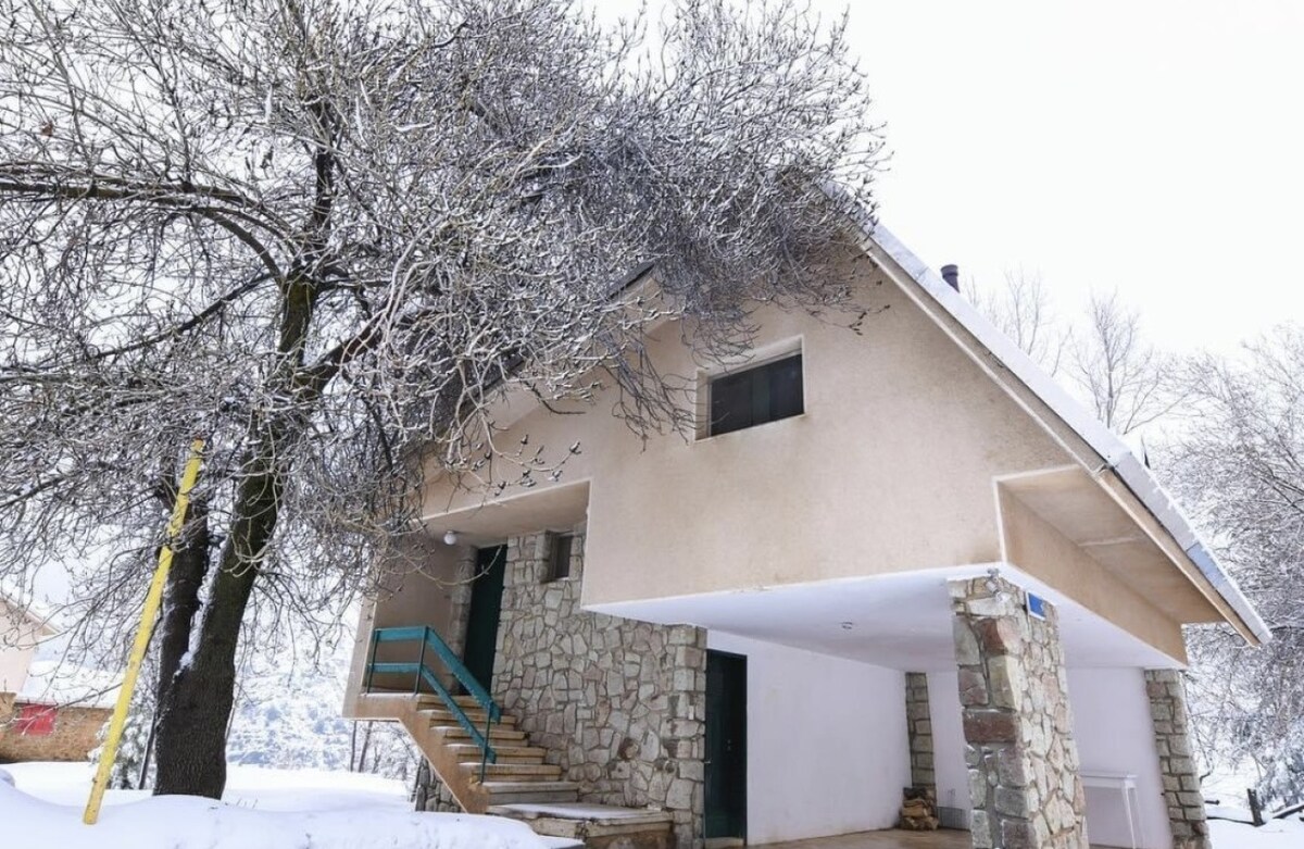 Private Mountain House in Laklouk - 1 Bedroom