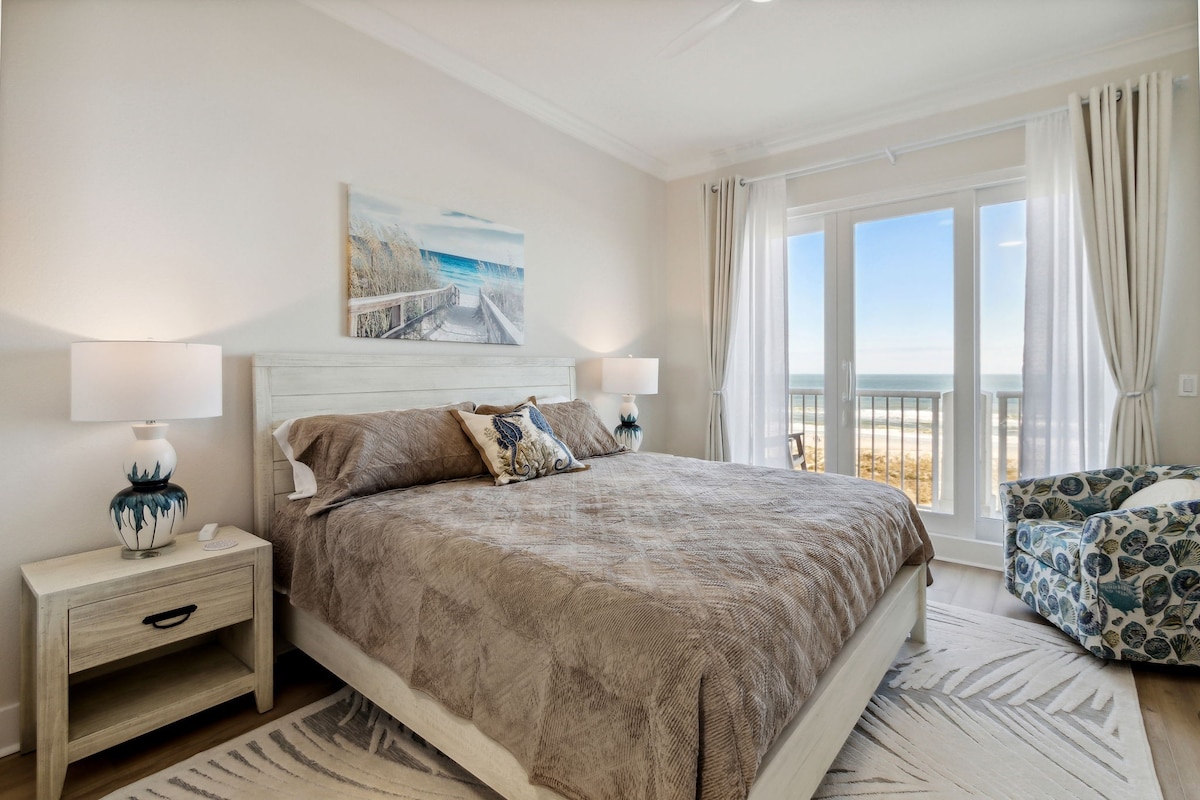 58 Ocean Place 2BR Oceanfront Condo Next to Ritz