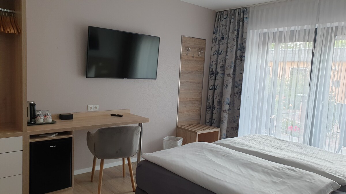 Double room-Terrace-Comfort-Private Bathroom-Neben