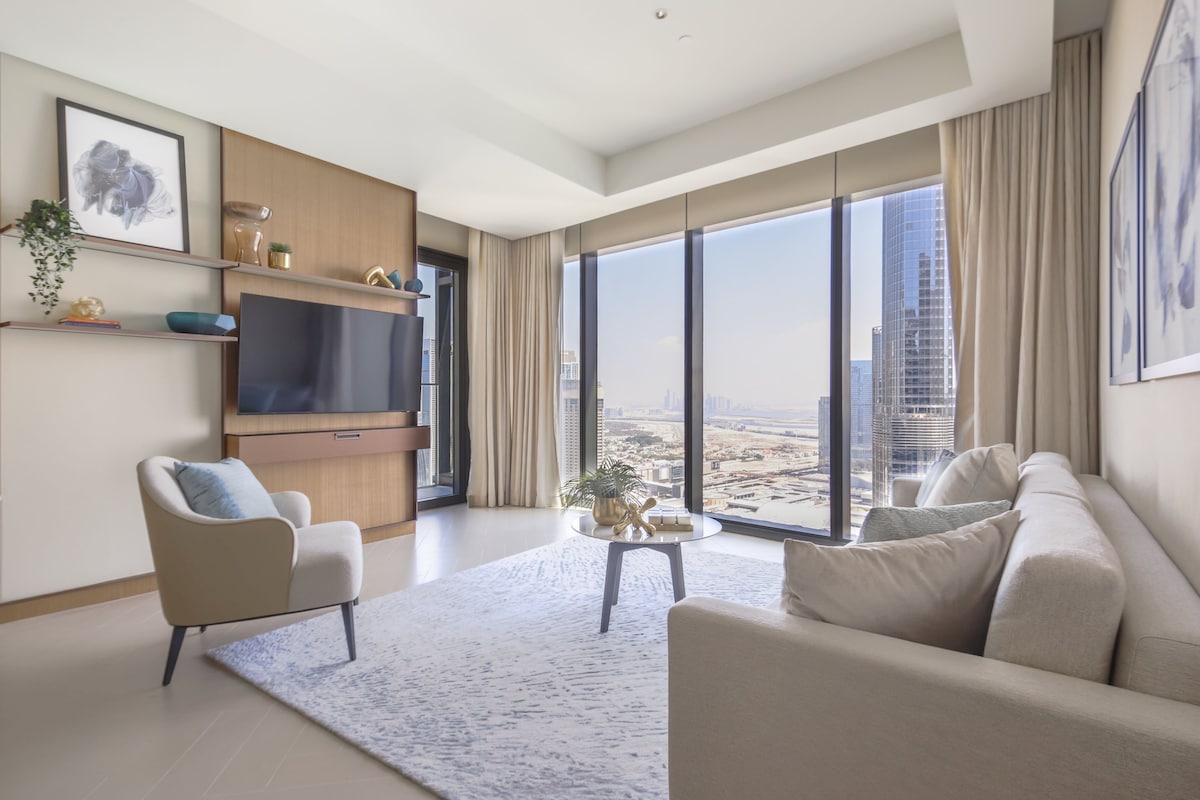 Impressive 3BR w/ Burj Khalifa & Fountain Views!