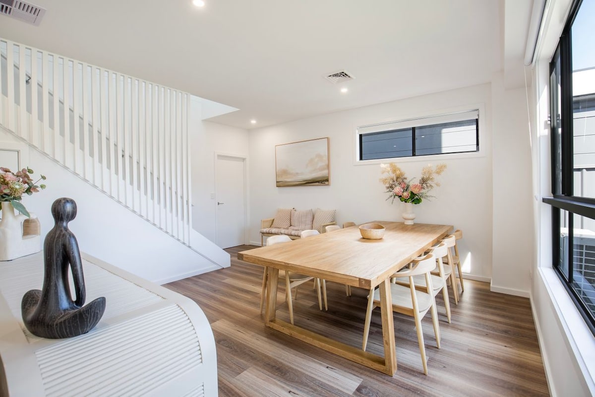 Burra Beachy - Pet Friendly - 5 Mins Walk to Beach