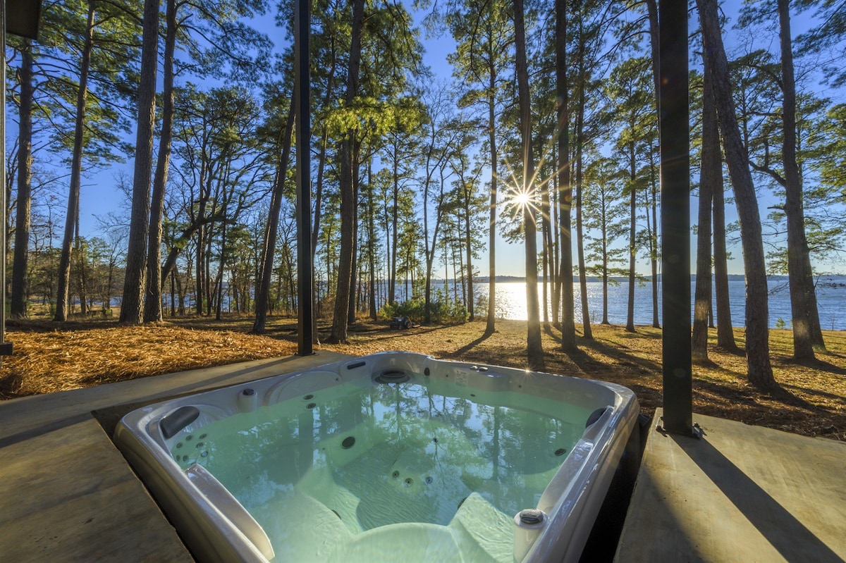 The Lake House on Lake O' the Pines!