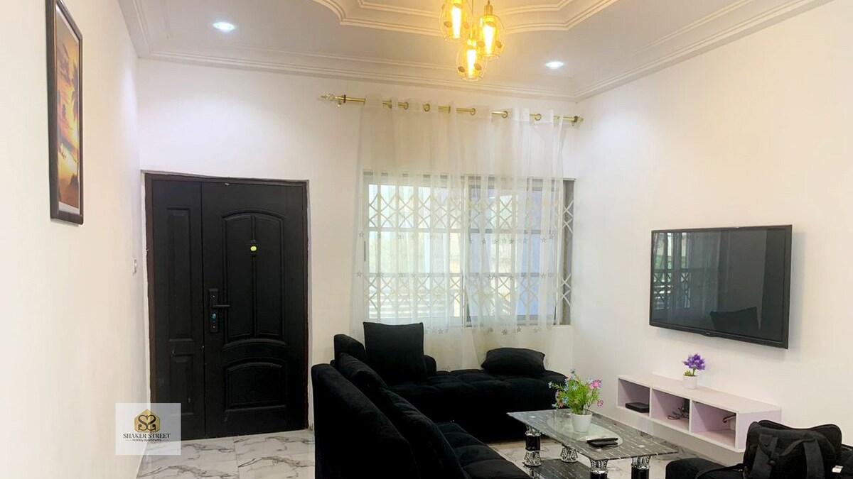 Beautiful 2-Bed Apartment in Accra
