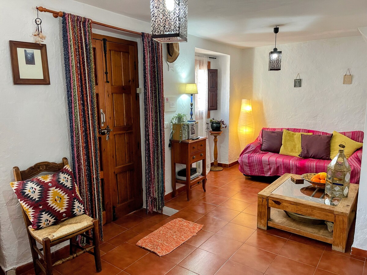 Beautiful Cottage with patio in Olvera, Andalucia