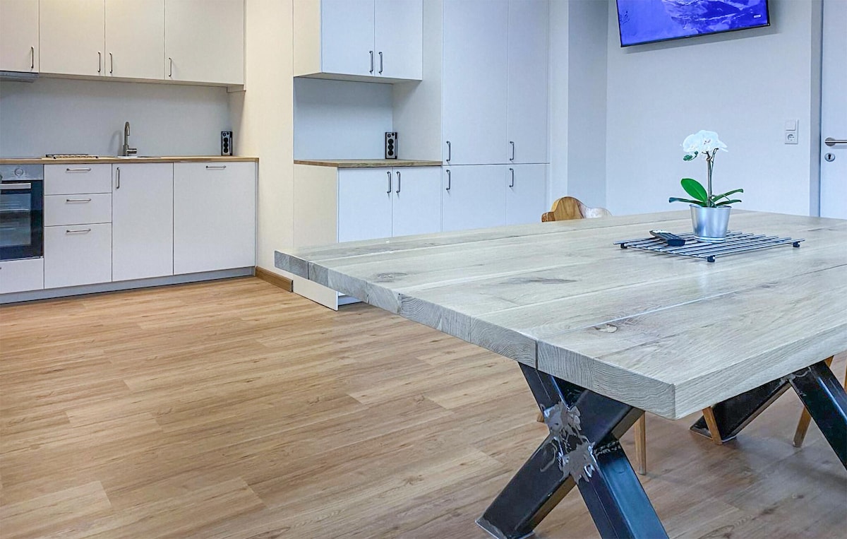 Beautiful apartment with kitchen