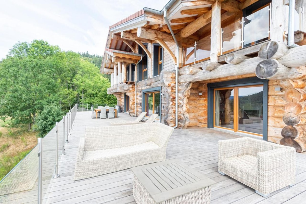 Architectural marvel, log cabin Whistler