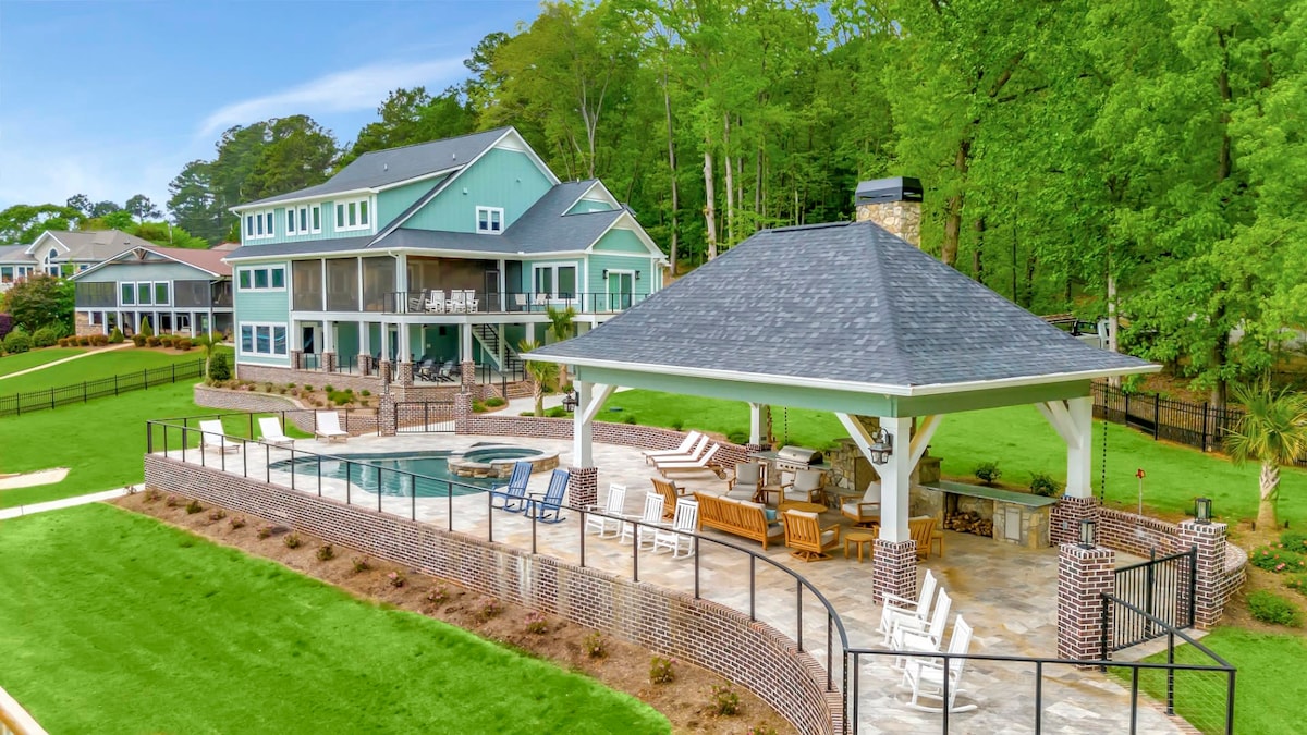 Incredible 10 BR home with pool and hot tub
