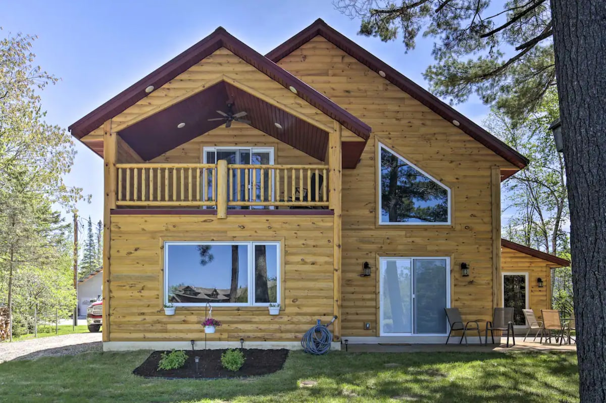 Waterfront Cabin on the Eagle River Chain