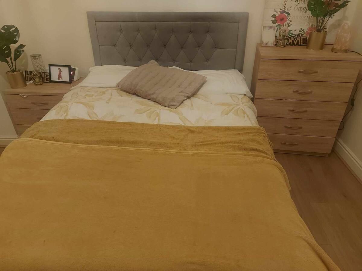 Spacious 1-Bed Apartment in Leeds