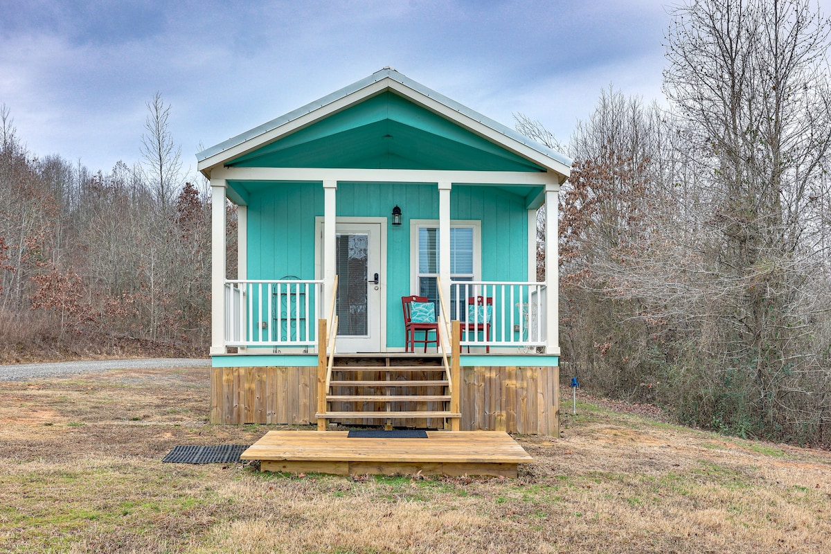 Vilonia Country Cabin w/ Grill, Fire Pit + More!