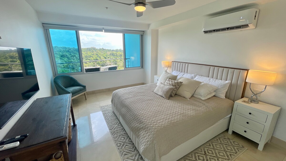 10G完美的2间卧室，可欣赏海景和丛林景观