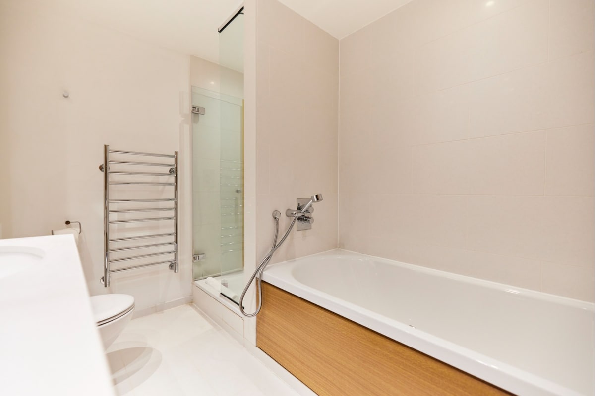 The Canary Wharf Place - Stunning 2BDR Flat